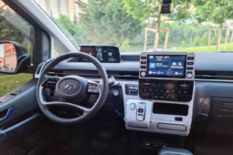 
										Hyundai Staria 2023 full									